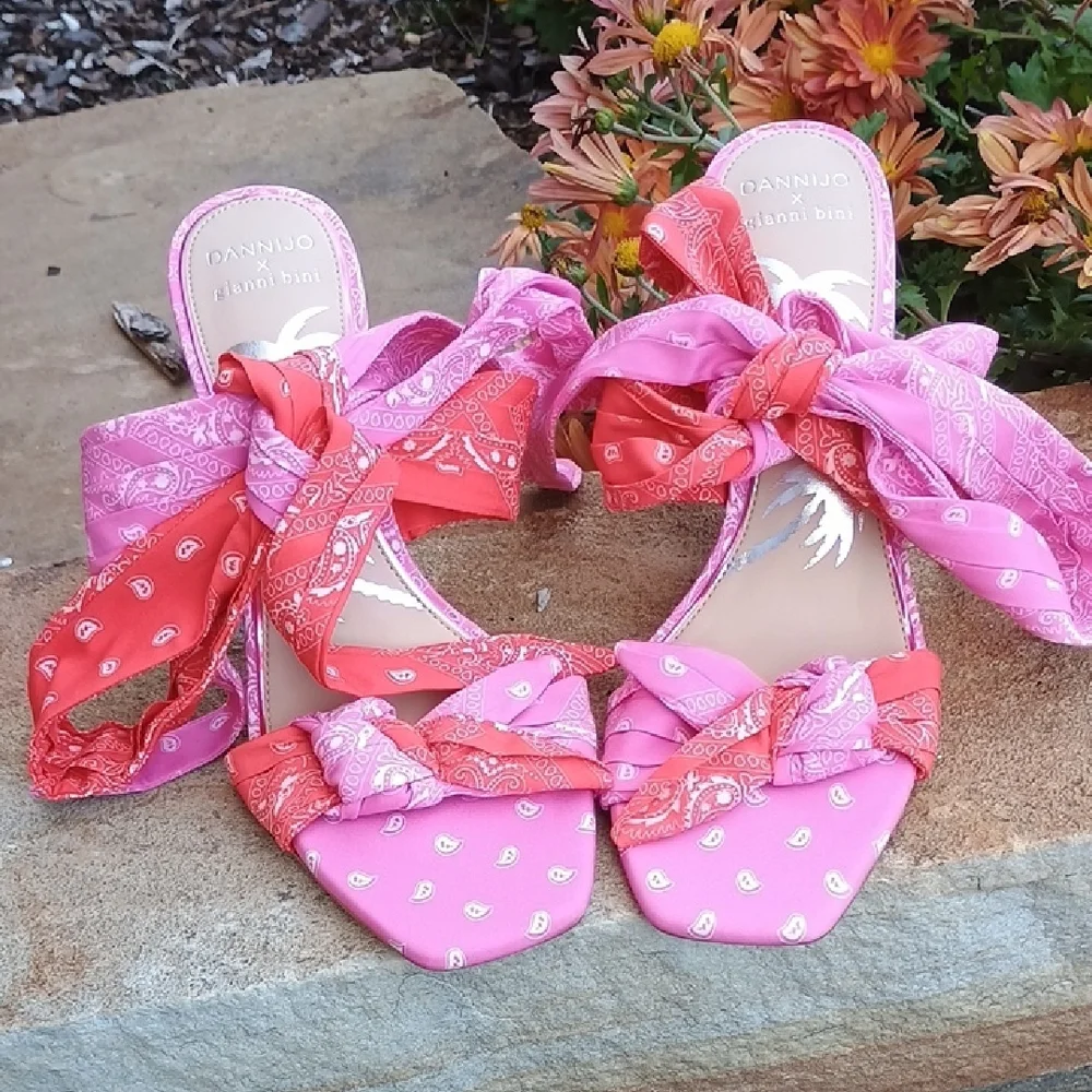 Gianni Bini Dannijo Pink Bandana Festival Wrap Heels Leather Sole Size 9 NWOB - Picture 8 of 12